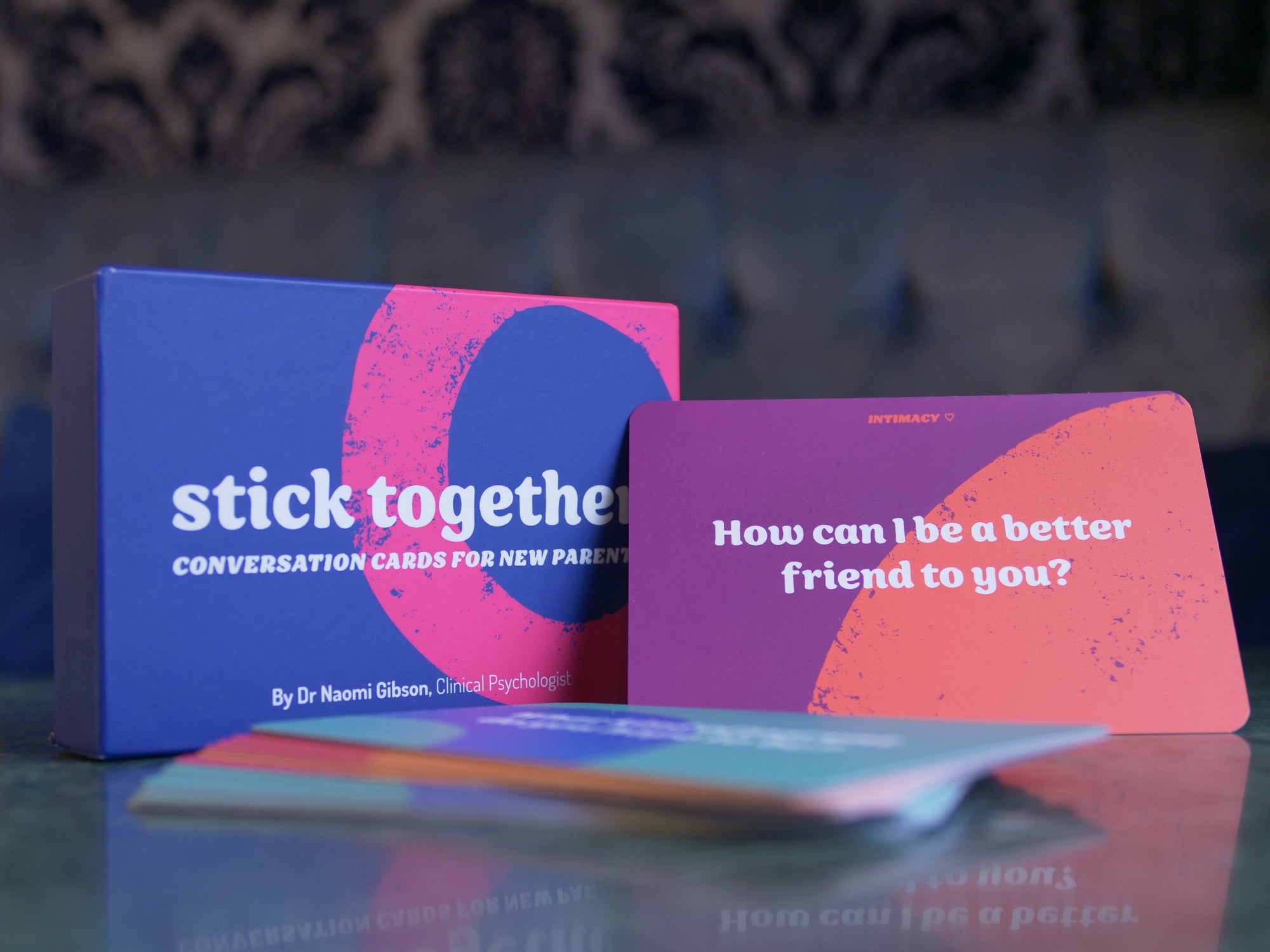 Stick together cards voor relatietherapie in je eigen huis tijdens de postpartumperiode